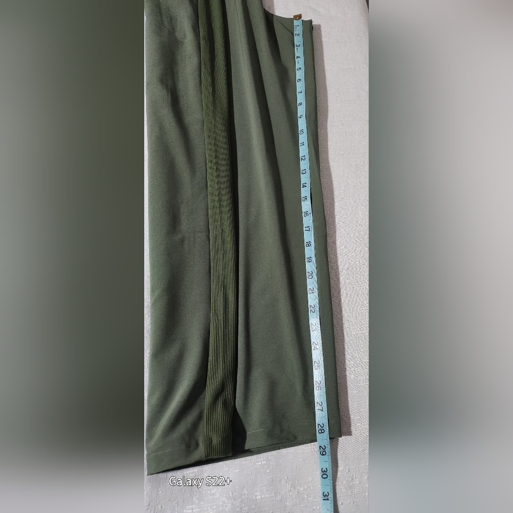 LIVI BY LANE BRYANT SIZE 18 ELEGANT Y BEAUTIFUL SLEEVELESS GREEN  JUMPSUIT - Picture 15 of 16
